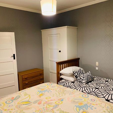 Quiet Home With Modern Touch Dunedin Ngoại thất bức ảnh